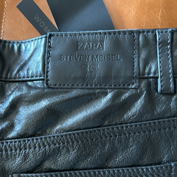 Steven Meisel X ZARA woman’s Black 100% leather shorts Size Small US 6. NWT. - Picture 5 of 9